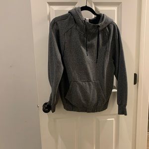 LULULEMON SWEATSHIRT